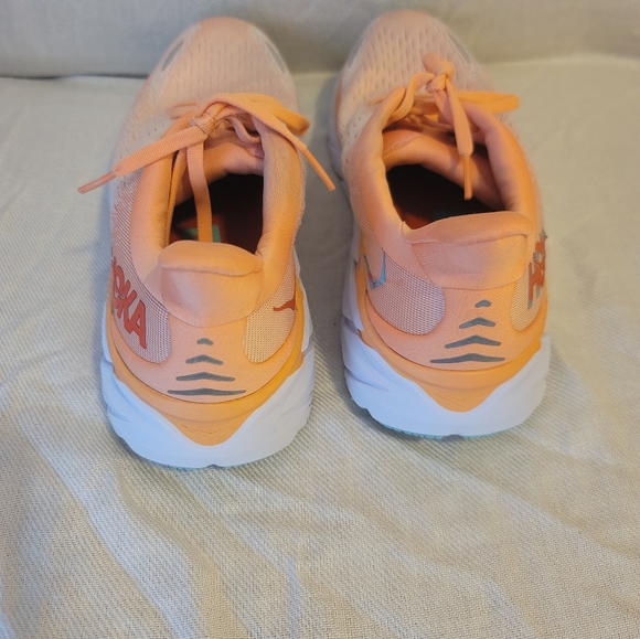 Hoka Clifton 8.5B - Picture 3 of 11